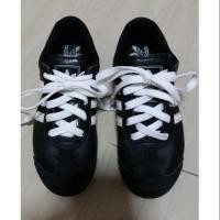 ราคา รองเท้าเด็ก adidas ของแท้ 100% มือสอง สภาพกริบ (1202929323)