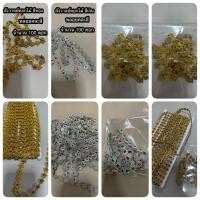 ราคา สังวาลย์ดอกไม้ สีทอง สีเงิน พลอยคละสี จำนวน 100ดอก สินค้าสำหรับตกแต่ง พับเหรียญ สินค้าราคาถูก 18 บาท (42301206149)
