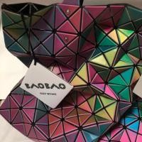 ราคา New Bao Bao Rainbow 2019 white base 10x10 ของใหม่พร้อมป้ายห้อย ยังไม่เคยใช้ ใหม่แกะกล่อง อุปกรณ์ครบ full set 12,000 (2328439413)