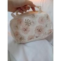 ราคา กระเป๋าเครื่องสำอางค์ PAUL & JOE (15324252480)