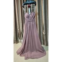 ราคา ชุดราตรีสีชมพู งานป้ายมือสอง ผ้าชีฟอง เรียบหรู size M (28815790547)
