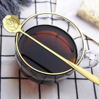 ราคา [ช้อนชา ลายดอก กุหลาบ] ช้อนชา ช้อนชมกาแฟ ช้อนกาแฟ อลูมิเนียมลายดอกไม้ ดอกกุหลาบ สีทอง สเตนเลสอย่างดี สีไม่ลอกไม่ดำ (16951806444)