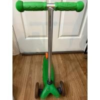 ราคา สกู๊ตเตอร์ สำหรับเด็กๆ2-5ปี Scooter Micro mini classic มือสอง (16924274815)