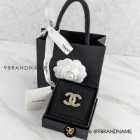 ราคา CHANEL Brooch เข็มกลัด GHW มุก+เพชรคริสตัล (22720532108)