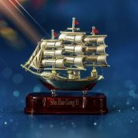 ราคา เรือสำเภา โมเดลเรือ เรือเงินเรือทอง สัญลักษณ์แทนความมั่งคั่งที่นำมาโดยสายลมและกระแสน้ำ ของเล่นเด็ก ของประดับตกแต่งบ้าน帆船 (10824068669)