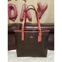 ราคา กระเป๋า coach 16นิ้ว ของแท้100% สภาพดีมาก รวมส่งให้ค่ะ (15410301504)