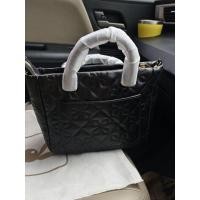 ราคา กระเป๋าถือ playboy ส่งต่อ ของใหม่ยังไม่ผ่านการใช้งาน (40809422504)