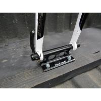 ราคา แร็คยึดกระบะ Hollywood Racks 9mm Bike Fork Truck Mount, T970 แร็คบรรทุกจักรยาน สำหรับติดหลังคารถหรือติดหลังรถกะบะ (1400544663)
