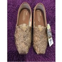 ราคา รองเท้ายี่ห้อToms ของแท้มือหนึ่ง 100% (930994437)
