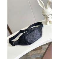 ราคา LOUIS VUITTON Rush Bumbag กระเป๋าคาดเอวหนังผู้ชาย สีดำ M47058 673 (27683706797)