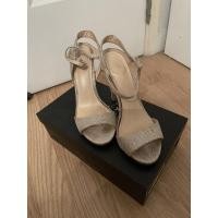 ราคา มือสอง รองเท้าส้นสูง LYN (14441091240)