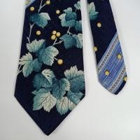 ราคา เนคไท มือสอง Leonard Silk Tie Design 71346 Floral Print Blue Made in Italy (43717377906)