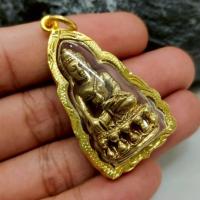 ราคา พระกริ่งนิรันตราย วัดสุทัศน์เทพวราราม เลี่ยมทองไมครอนกันน้ำ (42018397452)