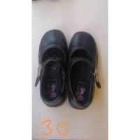 ราคา รองเท้านักเรียนมือสอง รองเท้านักเรียนไซส์30 (29750303775)