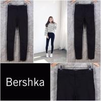 ราคา กางเกงยีนส์ Bershka Pants ผ้ายืดดีมากก (1234248382)