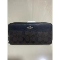 ราคา Coach แท้100% กระเป๋าตังใบยาวตำหนินำทางซิบ กับรูปสุดท้าย (26235055620)