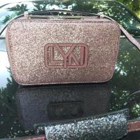 ราคา กระเป๋า Lyn ของแท้ สีชมพู (9921285139)