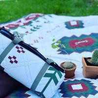 ราคา ผ้าปูรองนั่งกันน้ำปิคนิคแคมป์นั่งได้ถึง5-8คนผ้าปูนอนปิคนิคแคมป์ท่องเที่ยวtravelpicniccamingลายโบฮีเมียม (4986993552)