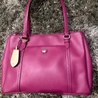 ราคา กระเป๋า Coach ทรงช้อปปิ้ง 13.5” (1957913168)