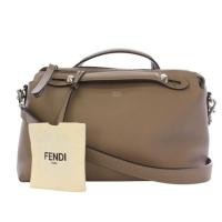 ราคา FENDI Handbag By the way gray Direct from Japan Secondhand (43465303164)