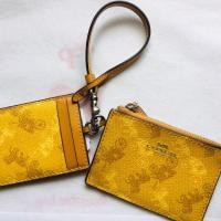 ราคา Coach แท้ % แพ็คคู่ กระเป๋าใส่เหรียญ + บัตร คล้องข้อมือ #limited (6219455790)