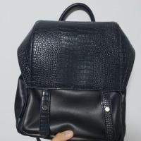 ราคา เป้ charles & keith ใช้น้อยมากๆ (1772258913)