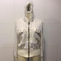 ราคา ☁️เสื้อกันหนาวไหมพรมสีขาว มือสอง คาร์ดิแกน พร้อมส่ง❄️ (1856169375)