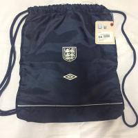 ราคา พร้อมส่ง! กระเป๋าเป้ ของใหม่ แท้100% UMBRO GYMSACK สี galaxy /white ขนาด 35 cm x 43 cm น้ำหนักเบา ใส่ของได้เยอะ (4950662325)