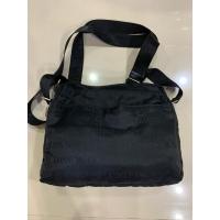 ราคา กระเป๋าสะพายข้างยี่ห้อ Gianni Valentino (24834361668)
