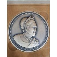 ราคา เหรียญที่ระลึกเฉลิมพระเกียรติสมเด็จพระนางเจ้าสิริกิติ์ฯ 80 พรรษา12 สิงหาคม2555 เนื้อทองแดงรมดำพ่นทรายพิเศษ (41261682412)