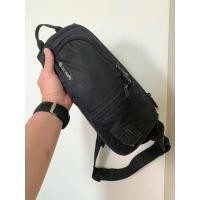 ราคา Pacsafe Crossbody bag (VIBE 150 slingbag )ของแท้ มือสอง (24087272600)
