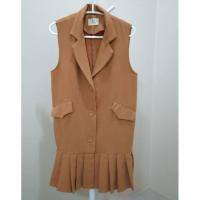 ราคา B+basic เดรส​สี​ส้ม​ แขนกุด​ มีระบาย​ที่​ชาย​กระโปรง​ อก36 (18083845701)