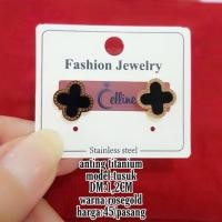 ราคา ต่างหูไทเทเนียมตราสีโรสโกลด์ไทเทเนียมหนาต่างหูโรสโกลด์ (42755785624)