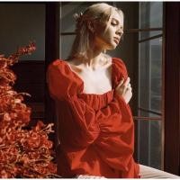 ราคา เสื้อแดงคริสมาสต์ ตรุษจีน แบรนด์ Mitr xs รุ่น Mali Blouse ฮิตตลอดกาล size xs (20986907554)