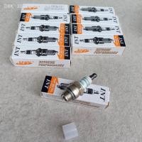 ราคา หัวเทียนเลื่อยยนต์ทุกรุ่น INTแท้ ปลายเข็ม (10หัว1กล่อง)767เครื่องพ่นยา เครื่องตัดหญ้า2จังหวะ411 328 260 MAKITA ROBIN (43157254865)