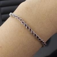 ราคา กำไลข้อมือพลอยโกเมนจันทบุรี (Garnet) เรือนเงินแท้92.5%ชุบทองคำขาว พลอยสีแดงอมน้ำตาล เนื้อใส มีใบรับ (27318337321)