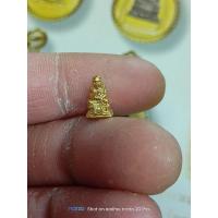 ราคา พระหลวงปู่ทวดลอยองค์จิ๋วรุ่นเสาร์ 5 เนื้อกะไหล่เงิน/ทองปี 51วัดห้วยมงคล (25006063928)