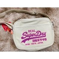ราคา SuperDry รุ่น Alumni Bag กระเป๋าหนังสะพายข้าง (13103903256)
