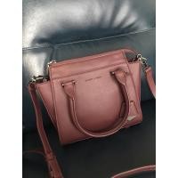 ราคา กระเป๋า charles & keithของแท้ (7675418510)