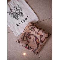 ราคา ผ้าพันคอแบรนด์เนม kloset ของแท้ ใหม่กริบ (6514498510)