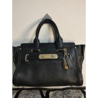 ราคา CoachSwagger 27แท้100%ขนาด13นิ้ว (12195433617)
