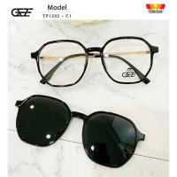 ราคา กรอบแว่นสายตา GEZE Clip-On รุ่น TP1202 - C1 เต็มกรอบสีดำ-ขาพิ๊งโกลด์ คลิปออนเลนส์กันแดด Polarized (10849117842)