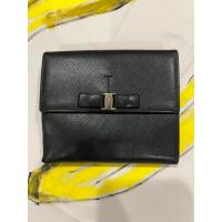 ราคา Used!! กระเป๋าเงิน สองพับ Ferragamo แท้ % - สีดำ (27383282078)