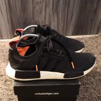 ราคา Adidas NMD R1 รองเท้าผ้าใบมือสอง Size 10 US (20354207061)