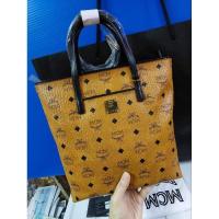 ราคา MCM Tote สินค้ามือ1 แท้100% ขนาด 10"×10.5"นิ้ว สายยาวปรับระดับได้เยอะ (27117851953)