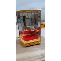 ราคา ตู้กระจกครอบพระขนาด5.5×4×6นิ้วหกเหลี่ยมเงาสามด้าน (6455880039)