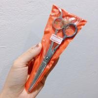 ราคา กรรไกรซอย ตัดผม ขนาด 6 นิ้ว กรรไกรซอยผม (674763227)