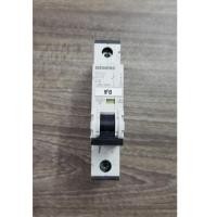 ราคา MCB SIEMENS 1P 4A แหล่งพลังงาน 230/400VAC ถอดประกอบ (29790474754)