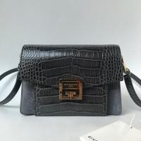 ราคา Used like new Givenchy GV 3 อปก ถุงผ้า การ์ด (4134883159)