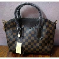 ราคา ส่งต่อกระเป๋าหลุยส์ 10" เกรดพรีเมี่ยม (1751687827)